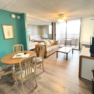 Royal Kuhio 1703 - Spacious With Stunning Mountain Views In The Heart Of Waikiki! Honolulu